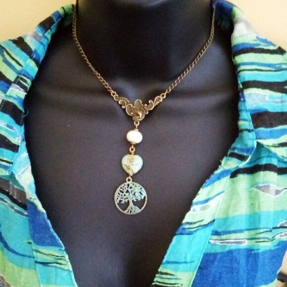 Ultra Feminine Tree of Life "Y" Necklace! African Turquoise Heart + Patina Paint - Picture 8 of 11